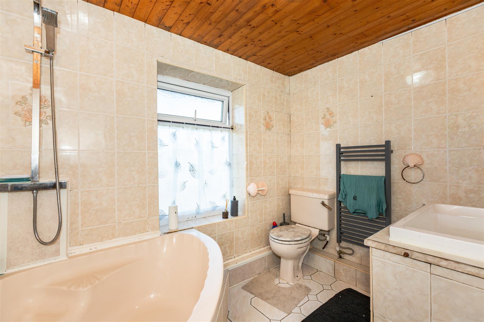 Brondeg, Manselton, Swansea, SA5 8PY